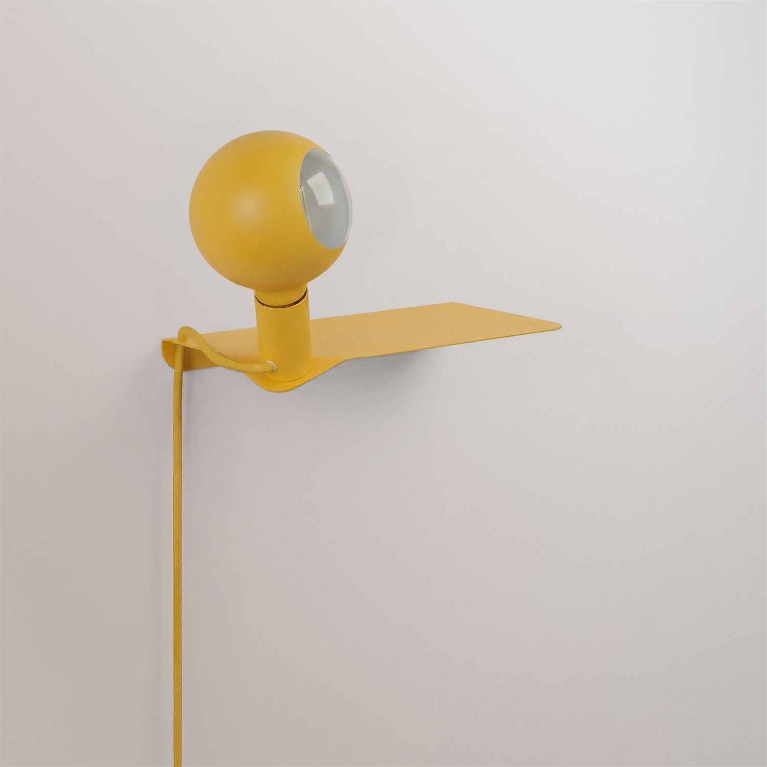 Combo Camo - Lampada con mensola e spina UK - Giallo - Creative Cables