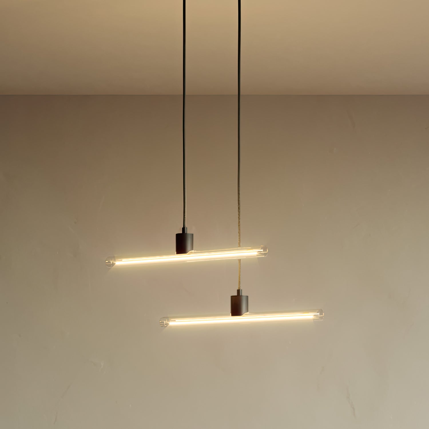 Lampada a sospensione esse14 con attacco S14d - Nero