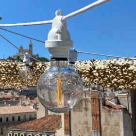 Creative-Cables lyser op på Ciel Rooftop i Marseilles coliving-oase